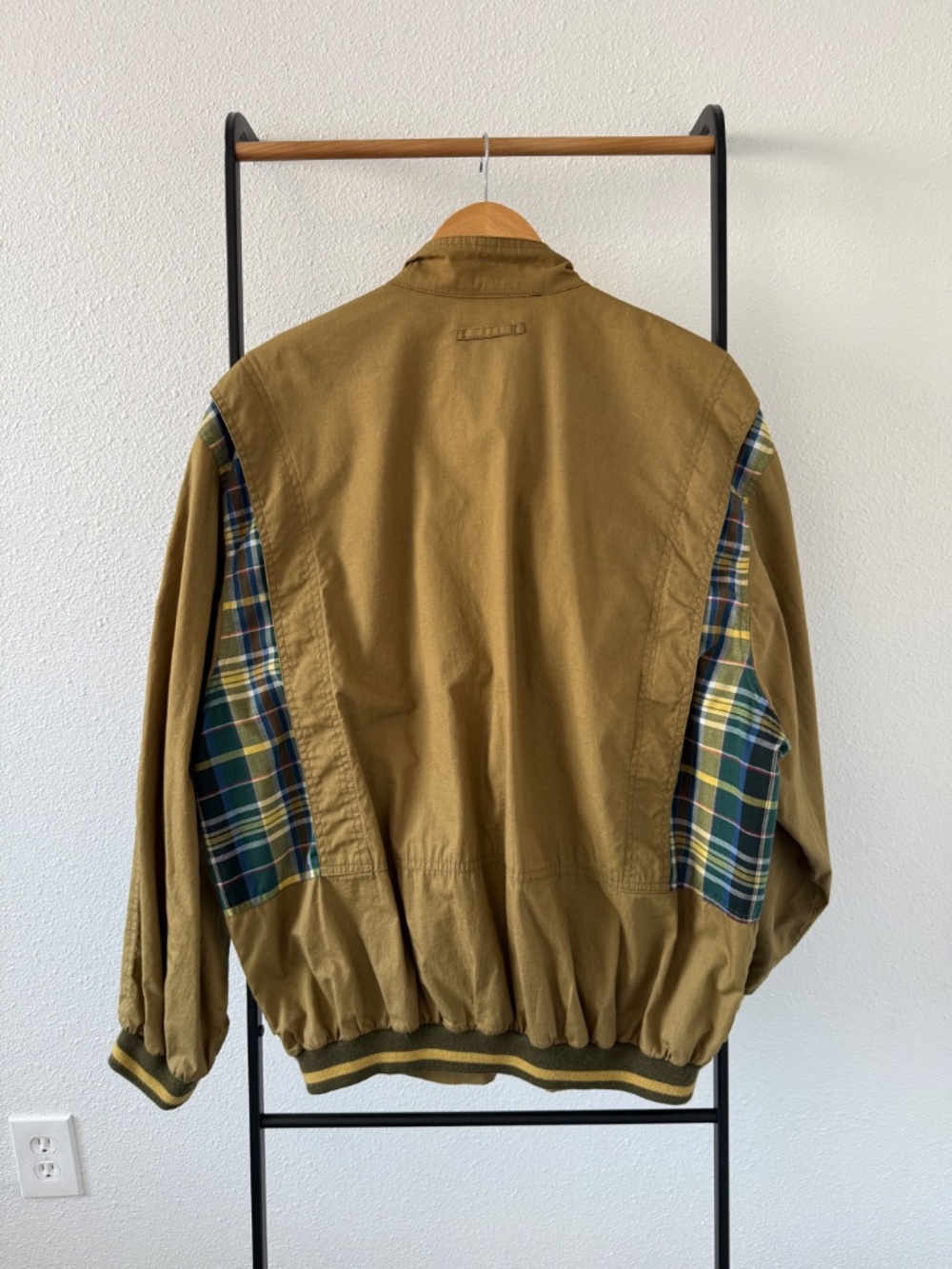 Rodier Hommes Vintage Bomber Jacket – Olive with Plaid Lining - Picture 7 of 8